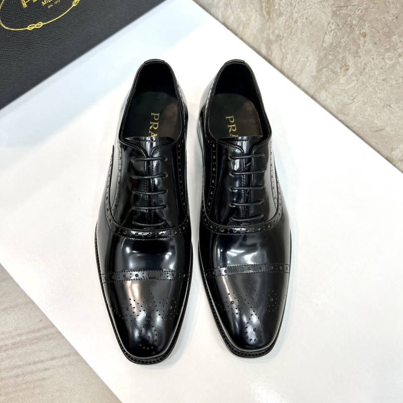 Pra*a leather shoes